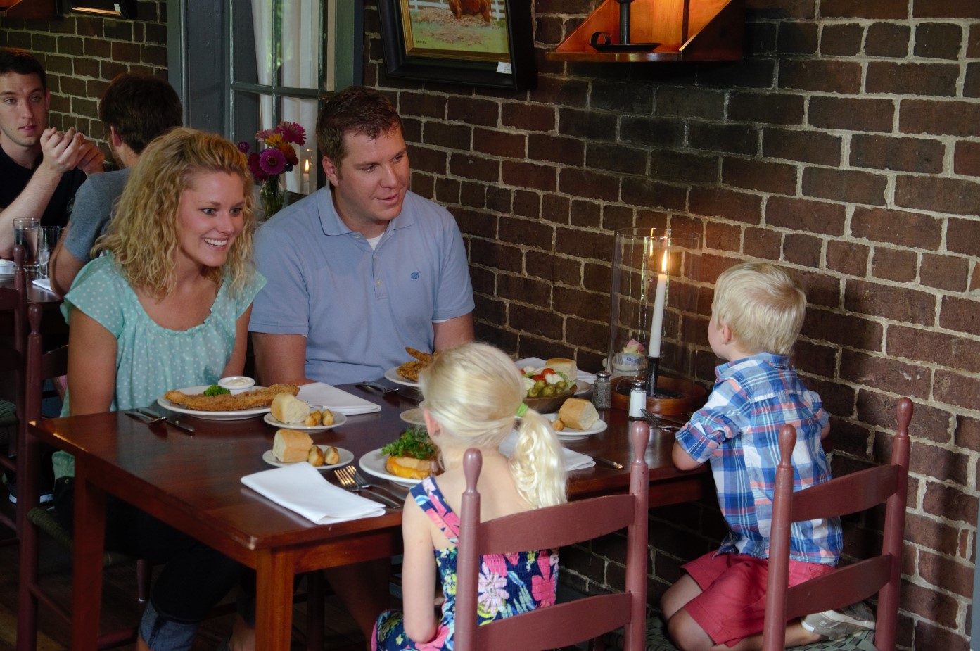 family dining, Shaker Village dining